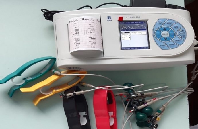 Придбаний електрокардіограф «ЮКАРД – 100» вартістю – 45 200,00 грн. з набором дитячих присосок та прищепок. Виробник ООО «Компанія Ютас», м. Київ. – за кошти районного бюджету. Фірма – постачальник ПП «Оксимед»